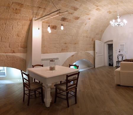مونوبولي Palazzo Manfredi - Bed And Breakfast المظهر الخارجي الصورة